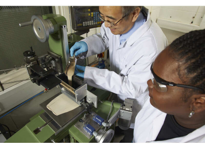 Powder Handling and Flow for Additive Manufacturing