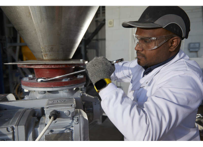 Design of Equipment for Storing and Discharging Bulk Materials