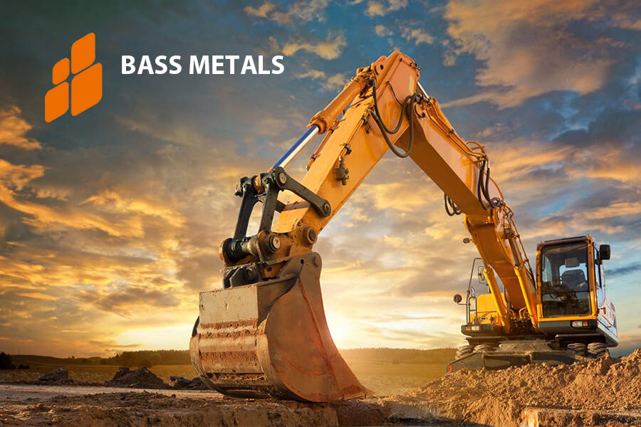 Australischer Hersteller begeistert von deutscher Siebtechnologie In einer offiziellen Meldung verkündete der australische Graphitproduzent BassMetals Ltd. jüngst seinen Aktionären die neusten Entwicklungen des Unternehmens. Darunter auch die überzeugenden Ergebnisse aus dem RHEWUM Technikum. 