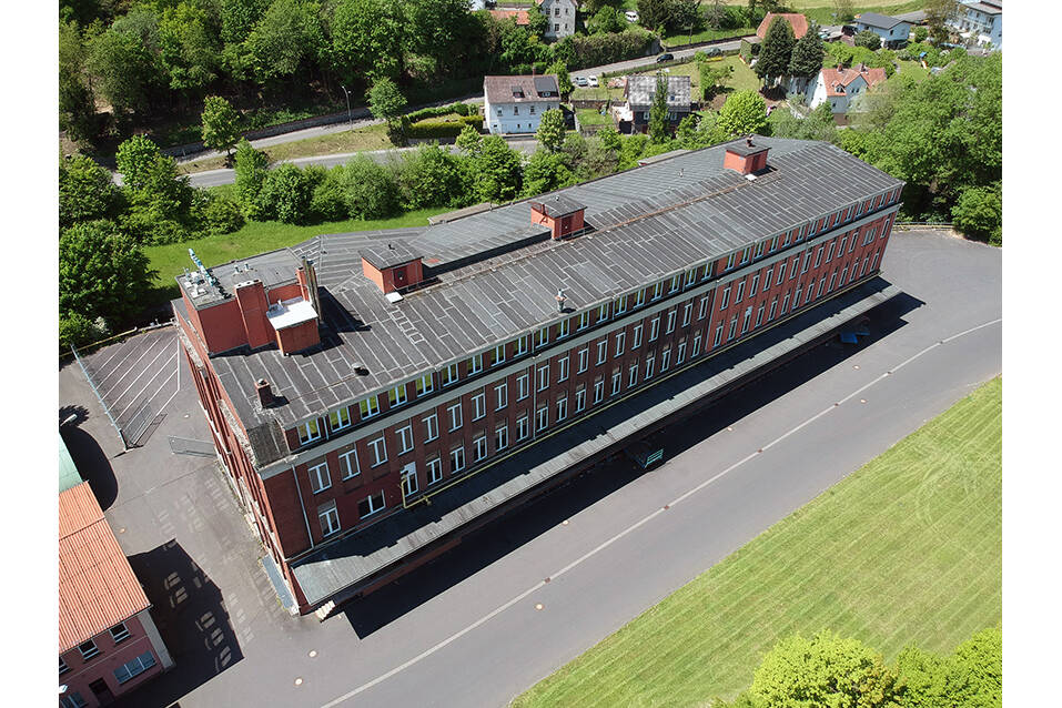 Neues Produktionswerk für Sprühtrocknungs- und Sonderverfahren Gebäude in 6-etagiger Konstruktion mit einer Gesamtnutzfläche von 8.500 m².