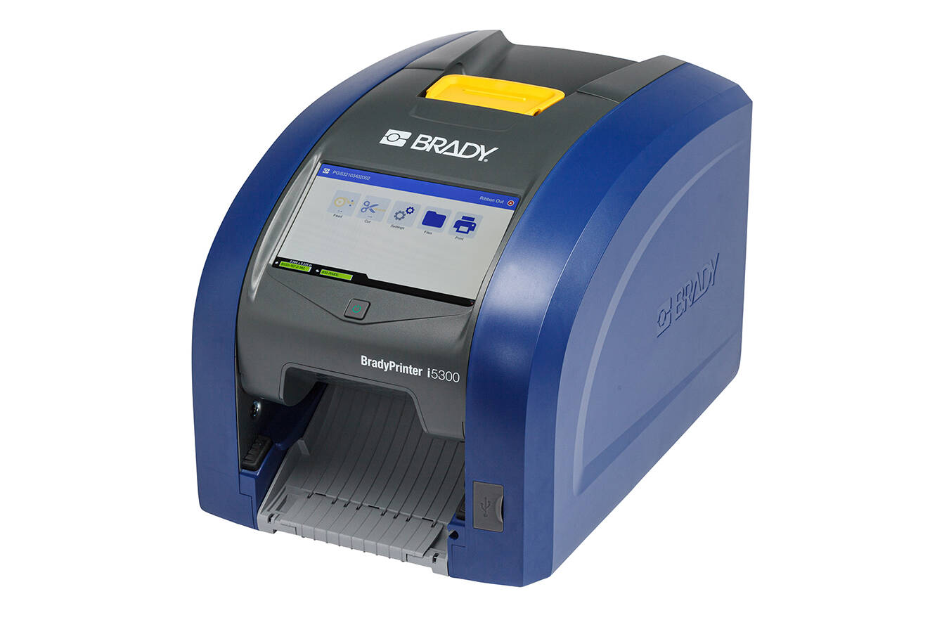 Es geht so einfach – mit dem BradyPrinter i5300 Mit dem BradyPrinter i5300 Etikettendrucker für die Industrie sind die Einrichtung, der Materialwechsel und das Drucken schneller als gedacht.