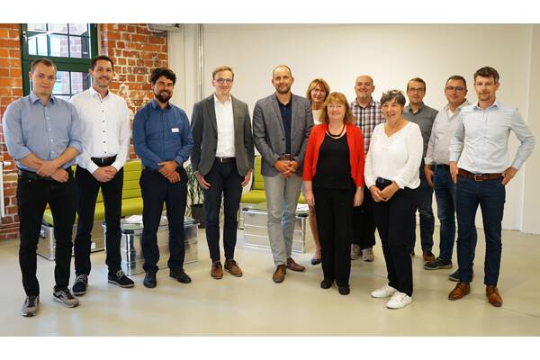 Forschungsprojekt soll 3D-Druck in der Oberlausitz etablieren Mit dem Projekt „WIRKSAM − Erforschung neuer Anwendungsgebiete für die metallbasierte additive Fertigung“ wollen KMU und Forschungseinrichtungen in der Oberlausitz an der Industrialisierung additiver Fertigungsverfahren arbeiten.