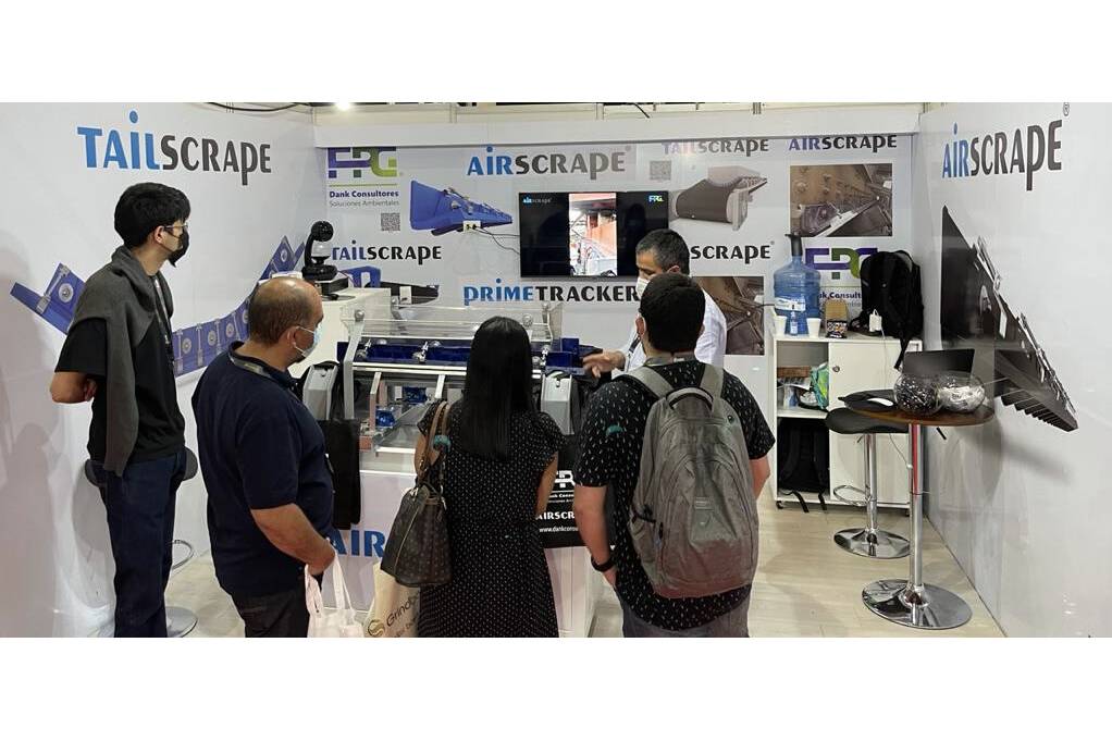 Der AirScrape erstmals auf Bergbaumesse Chile Der chilenische Partner von ScrapeTec präsentiert   den AirScrape, die einzigartige kontaktlose Seitenabdichtung, auf der „Expomin“ in Chile.
