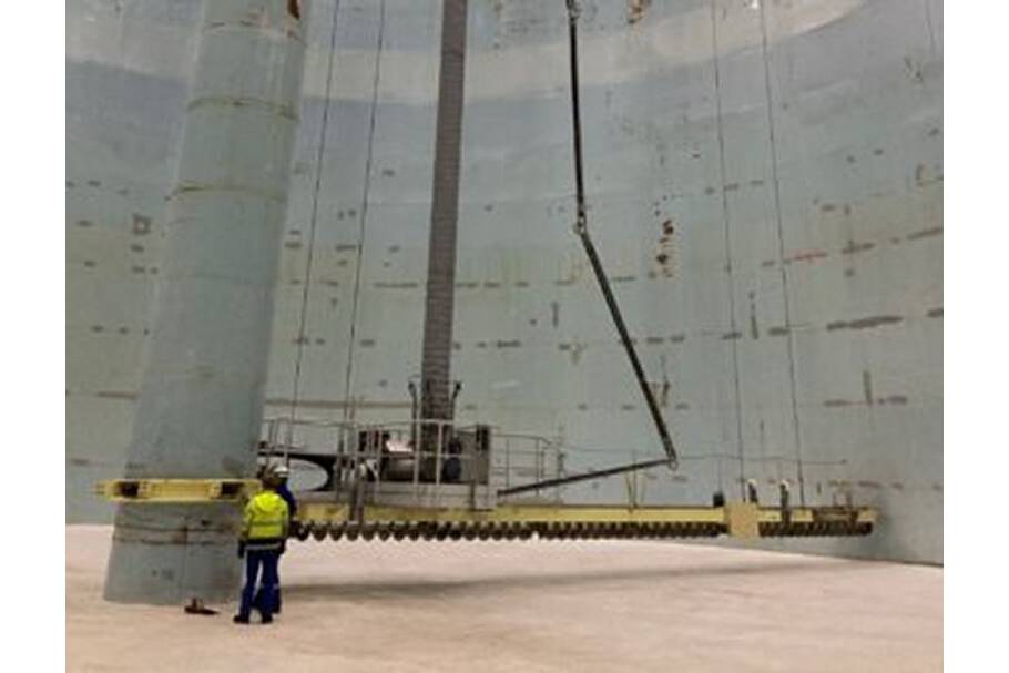 Modernisierung Kartoffel- und Erbsenstärkesilo In der Emsland-Stärke in Emlichheim, Deutschland, hat ESI die Modernisierung eines Kartoffel- und Erbsenstärkesilos abgeschlossen, das von Weibull in den frühen 70er Jahren gebaut wurde