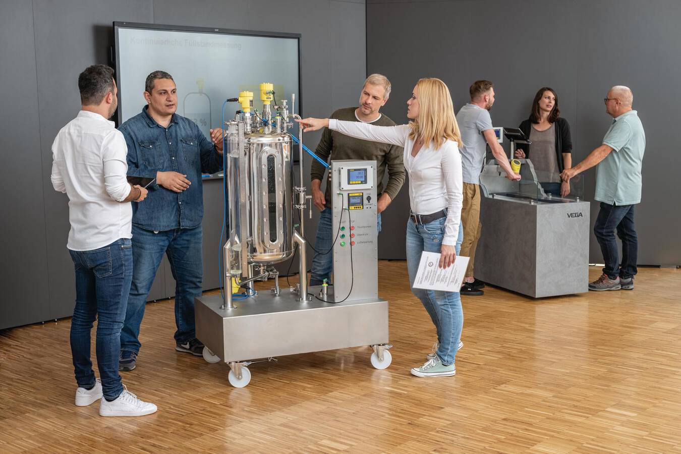 Anwenderseminar Umgang mit Schüttgut im Anlagenbau Erfahren Sie mehr über VEGA-Geräte und wie diese in unterschiedlichen Schüttgutanwendungen richtig zum Einsatz kommen.