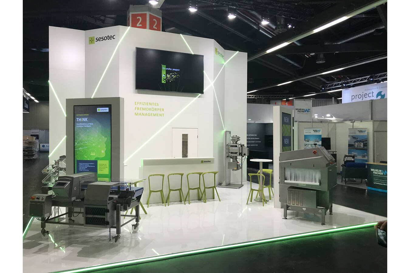Sesotec erfolgreich auf der Fachpack/Powtech 2022  „Es war definitiv die richtige Entscheidung, uns in Nürnberg zu präsentieren“ . Innovationen bei Technologien und Softwarelösungen, Gespräche auf hohem Niveau