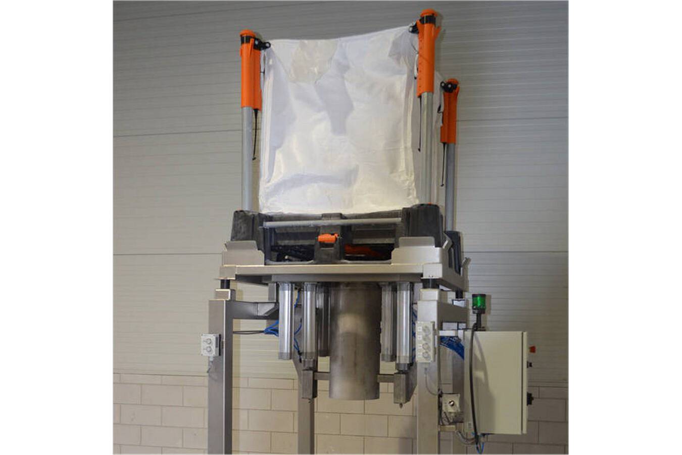 Gericke & Indus gewinnen Innovationspreis  auf der Solids Antwerpen für den neuen Big Bag Entlader