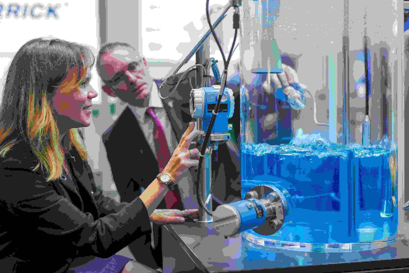 „Powder- und Fluid-Processing gehören einfach zusammen“ Die POWTECH 2023 geht mit neuem Claim an den Start. Heike Slotta, Executive Director Exhibitions erläutert, warum „Schüttgut-Prozesstechnik“ allein den Fokus der Messe schon lange nicht mehr treffend umreißt.
