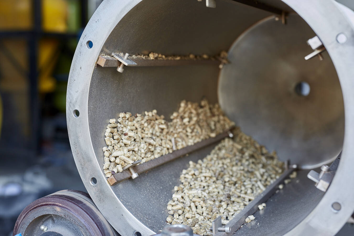 Online short course: Dust Control for Processes Online short course studying dust prevention, capture and extraction methods. 