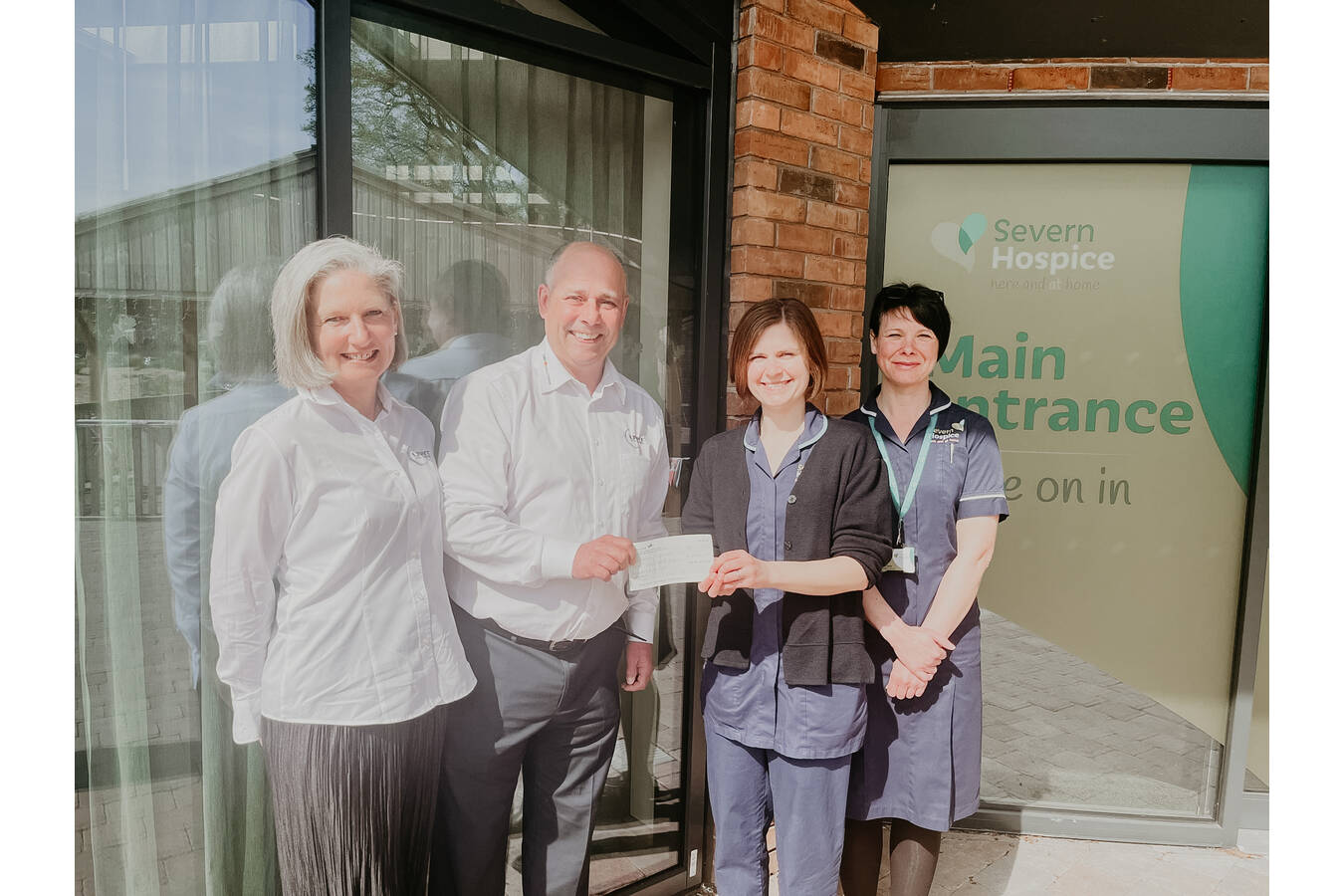 Herzensangelegenheit - Severn Hospice Im Zuge unseres UWT cares Engagement haben uns unsere langjährigen Kollegen in der UWT UK Niederlassung in Shrewsbury auf das Severn Hospice aufmerksam gemacht.