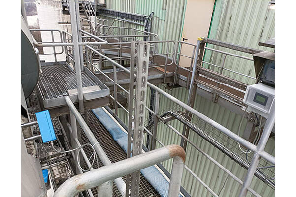 Überwachung des volumenstroms in einem verdunstungskÜhler Fast jedes Zementwerk benötigt einen Verdunstungskühler zur Kühlung der Abgase für den Reinigungsprozess. Um Energie zu sparen, wird der Volumenstrom überwacht.