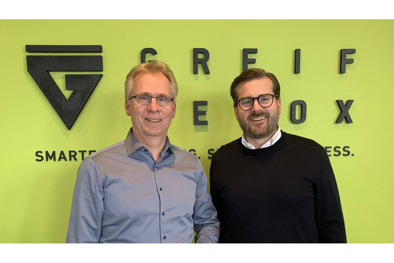 Neue Geschäftsführung bei Greif-Velox Führungswechsel an der Spitze des Verpackungsmaschinenherstellers Greif-Velox aus Lübeck: Seit dem 1. Februar 2024 ergänzt der bisherige Director Sales & Marketing, Sebastian Pohl, das Geschäftsführungsteam mit Thorsten Köll. 