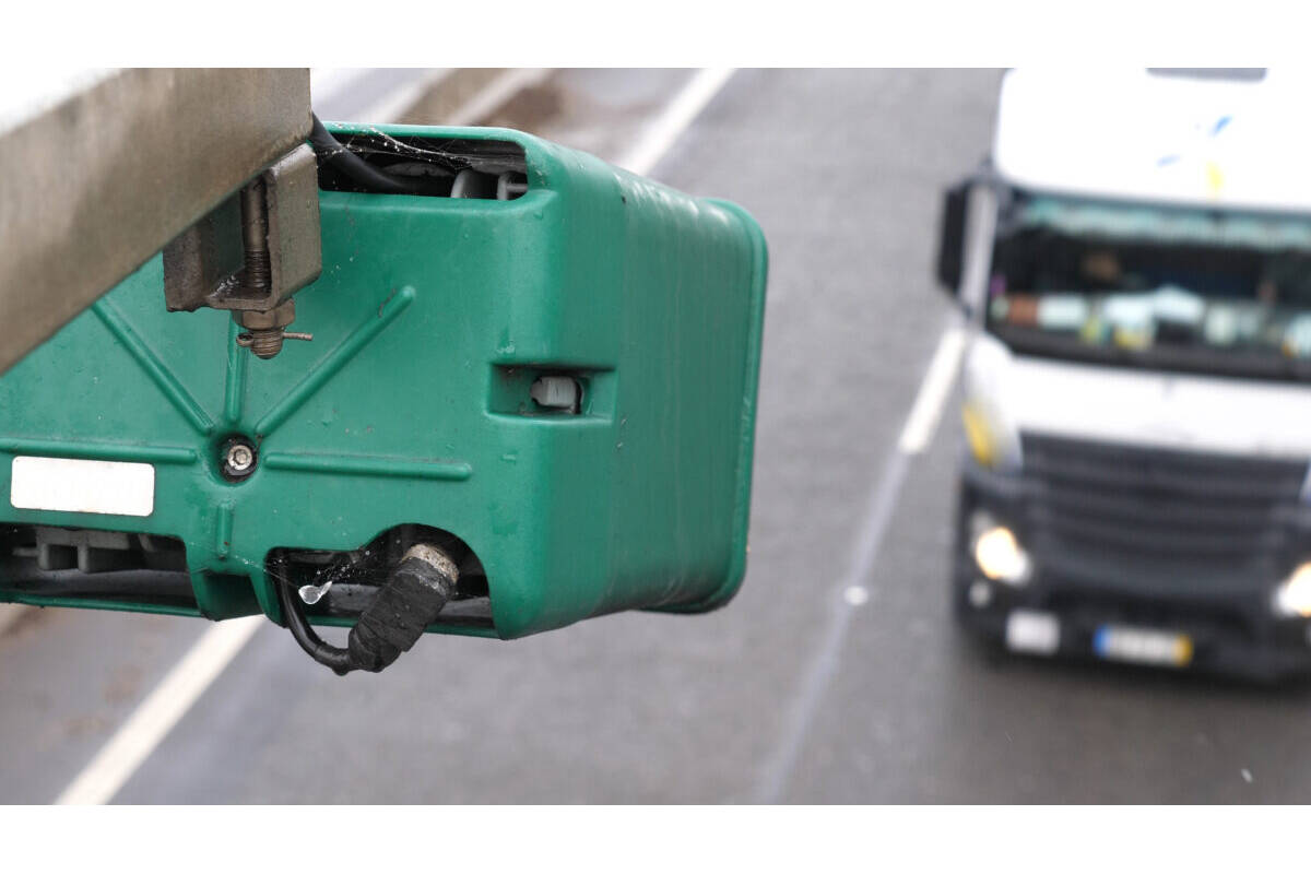 Bitte lächeln - Effizienzsteigerung durch Bilderkennungstechnologien In der Schüttgutlogistik sind Kamerasysteme und visuelle Analyseverfahren von zentraler Bedeutung, um Automatisierungsprozesse zu optimieren und die Effizienz zu erhöhen.