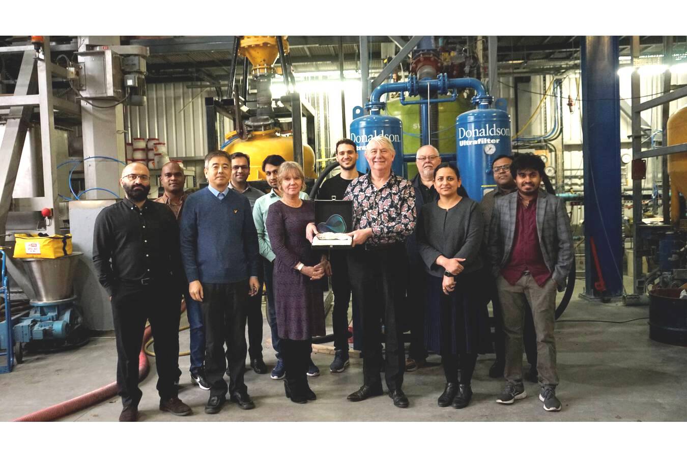 Wolfson feiert 50 Jahre Spitzenleistungen im Bereich der Schüttgüter  Im Jahr 2024 sind es 50 Jahre, seit das Wolfson Centre for Bulk Solids Handling Technology gegründet wurde.