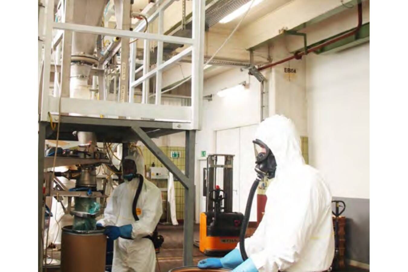 Lohnsiebung bei Bückmann Lohnaufbereitung GmbH & Co. KG Geben Sie die Klassifizierung von Schüttgut in professionelle Hände. Bückmann bietet verschiedene Siebverfahren für Schüttgut unterschiedlicher Partikelgrößen.
