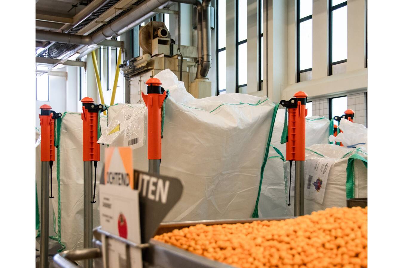 Big-Bag-Lagerung: Drei Probleme und wie Sie sie lösen Meistern Sie die drei größten Big-Bag-Lagerprobleme, sparen Sie Platz, senken Sie Kosten und sorgen Sie für reibungsloses Wachstum.