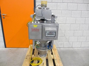 Safeline Freifall-Metalldetektionssystem mit Ausschleusvorrichtung zum Kauf bei Surplus Select