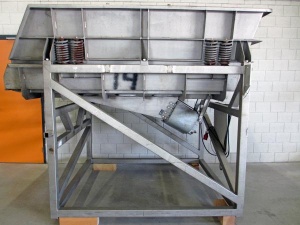 VA Dosierbunker mit Vibrationsförderer zum Kauf bei Surplus Select