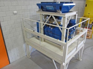  300 Liter Pflugscharmischer mit Wiegebehälter zum Kauf bei Surplus Select