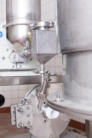 Neues Zentrum für Lohnmikronisierung - Bei Ebbecke Verfahrenstechnik AG