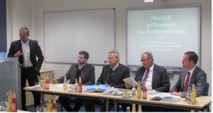 Mit Leidenschaft zur Exzellenz  "Mitanand Hand in Hand"
