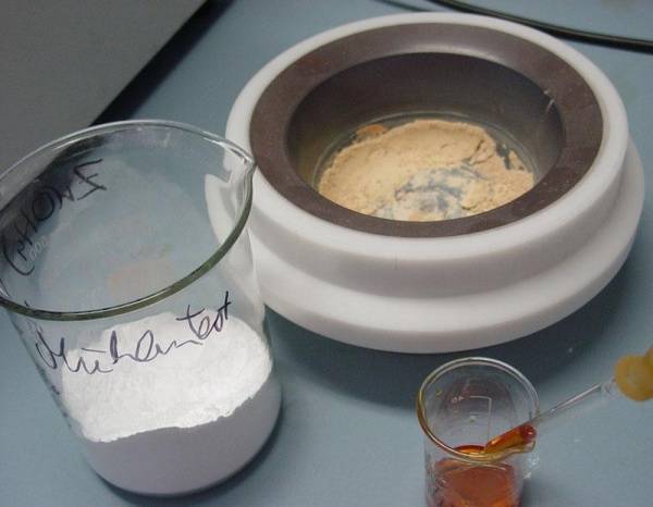 Herstellung von Mischungen im Labormaßstab Oftmals eine extreme Herausforderung