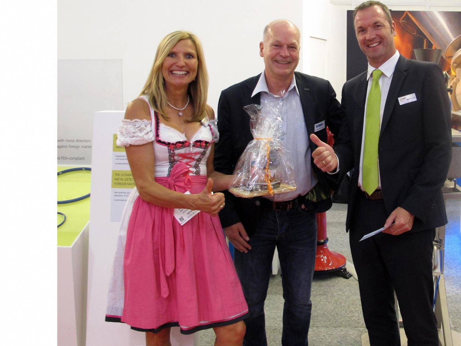 UWT stellt auf der VICTAM 2015 in Köln aus Hightech Sensoren und innovative Technik mit Allgäuer Flair