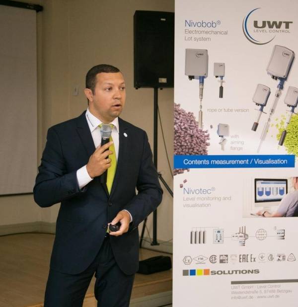 Praxisbezogene Seminare zu Füllstandsmesstechnik in Brasilie Innovation neuer Sensorik und Qualität bewährter Messtechnologie