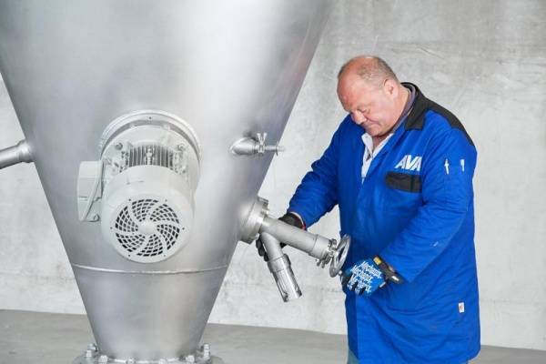 Präzises Mischen und Dosieren in der Lebensmittelindustrie mit der AVA HVW-Serie