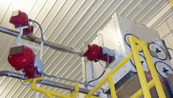 Chemische Explosionsentkopplung mit modularem Aufbau Explosionsentkopplungssystem IPD schützt verbundene Anlagenteile mit Löschmittelsperre